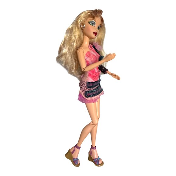 Vintage 2000 My Scene Doll Rebel Style Kennedy Long Blonde Hair Blue Green Eyes - Picture 6 of 11